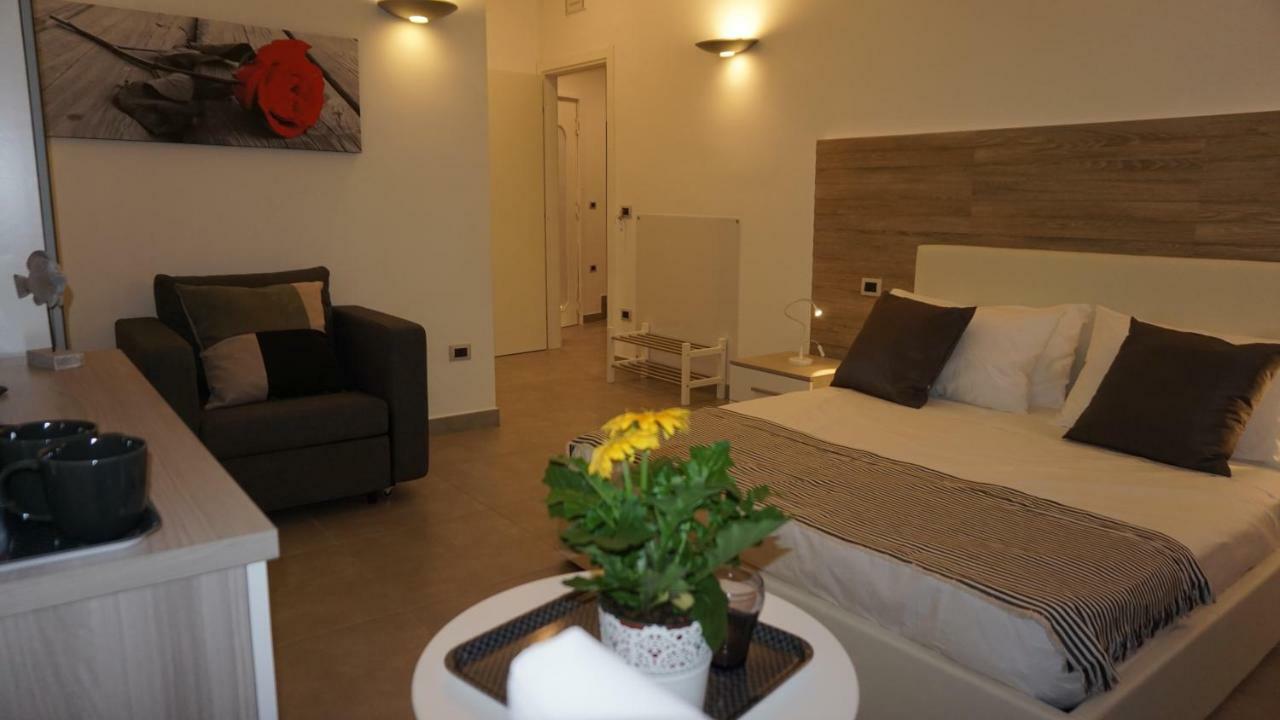 Myb Daire Napoli Dış mekan fotoğraf